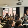 Prof. Romana Łapa podczas przeprowadzania zajęć ze studentami Uniwersytetu w Ankarze.